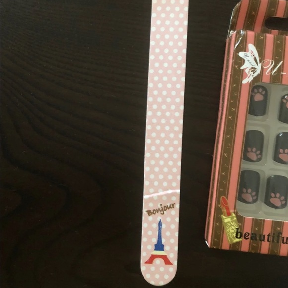 Nail Bundle - Picture 5 of 5